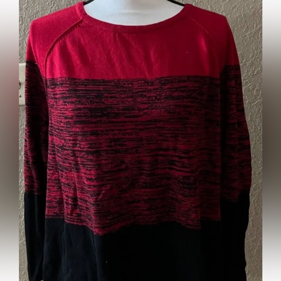Women’s Karen Scott Sweater. NWT - Picture 2 of 3